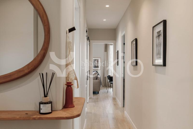 Foto db7e7486-ff05-4454-a09e-9b3f13af016d. Alquiler apartamento  de 3 habitaciones con balcon en eixample esquerra en Barcelona