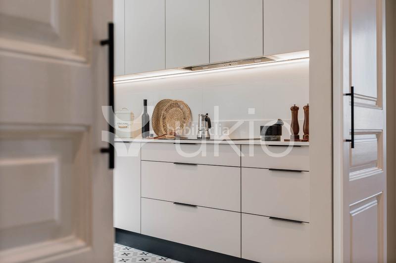 Foto 154e4b3c-6291-411a-a788-f58af45c05ec. Lloguer apartament amb calefacció a L´Antiga Esquerra de l´Eixample Barcelona