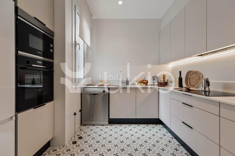 Foto 0eec071a-080e-4c22-b2d2-8ff859b2221b. Rent apartment with heating in L´Antiga Esquerra de l´Eixample Barcelona