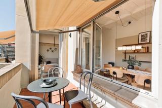 Alquiler Apartamento  Carrer de roger de llúria. Apartamento de 3 habitaciones con balcon en la dreta de l'eixamp