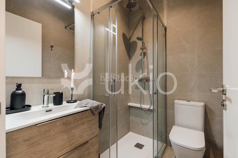 Foto b5f40ef7-3ca9-4d4f-9ce8-7cd9025c74b2. Alquiler apartamento  de 2 habitaciones con balcon en eixample esquerra en Barcelona