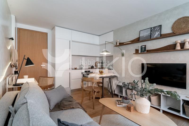 Foto 10792261-e4af-4f0b-b857-fb3f5793e000. Miete appartement mit heizung pool in Ciudad Jardín Madrid