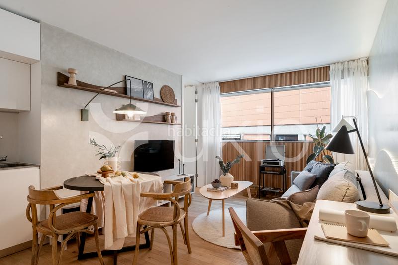 Foto c780fb03-e900-4fdf-b750-34e2ece54a24. Rent apartment with heating pool in Ciudad Jardín Madrid