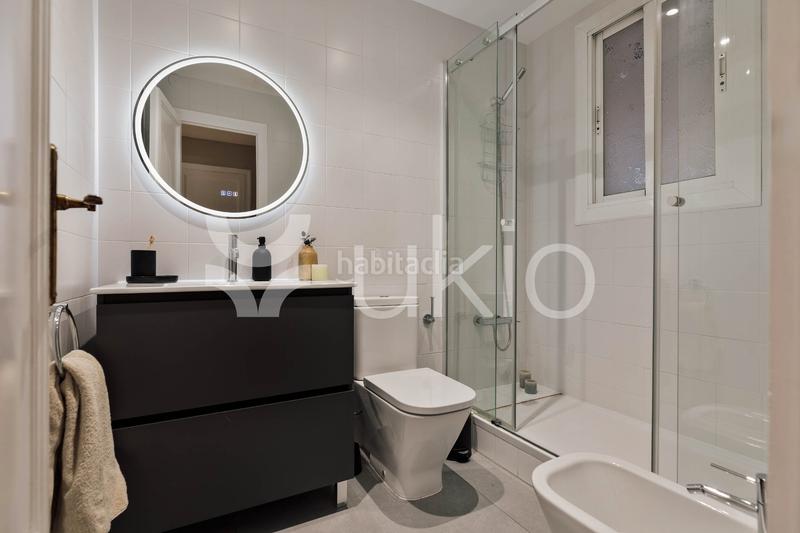 Foto d0f24252-91aa-409a-bfb0-b89659c77eed. Miete appartement mit heizung in Sants Barcelona