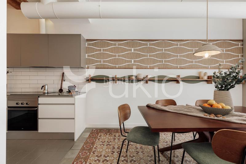 Foto 01dece39-d9a9-45c7-8158-804d4a2f197e. Alquiler apartamento  de 3 habitaciones con balcon en eixample esquerra en Barcelona