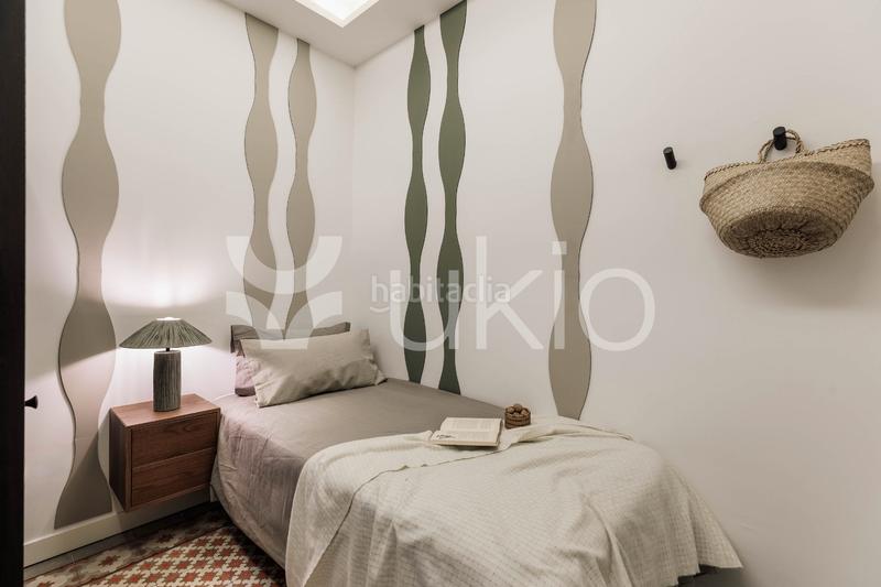 Foto 0239d266-eb5d-47f0-a1bf-fc4b70f6bce1. Alquiler apartamento  de 3 habitaciones con balcon en eixample esquerra en Barcelona