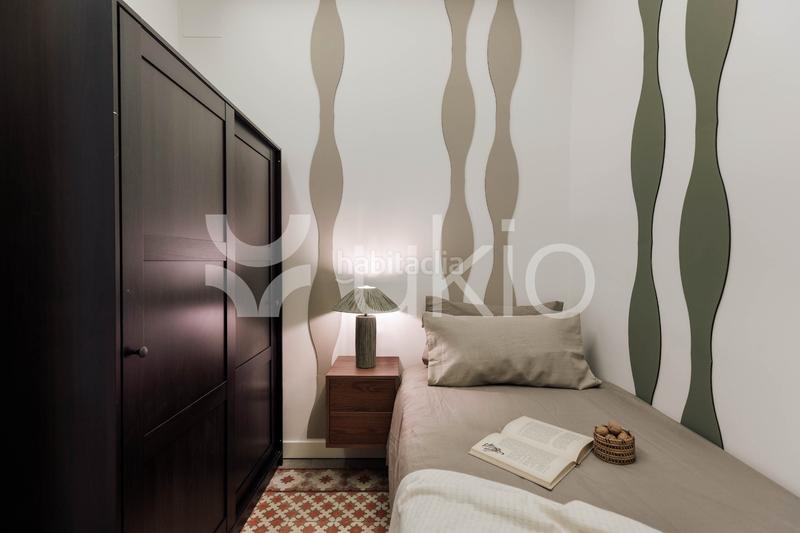 Foto efb61ce0-8f66-4571-b702-1453a933ba75. Alquiler apartamento  de 3 habitaciones con balcon en eixample esquerra en Barcelona