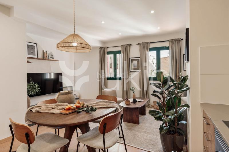 Foto 351d07e3-e4fa-41dd-b05d-4d6eff6a5a56. Miete appartement mit heizung in Gòtic Barcelona