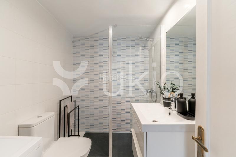 Foto bc9085f0-8a61-4978-bbde-cab5e87867c6. Alquiler apartamento  de 1 habitacion con balcon en Lista en Madrid
