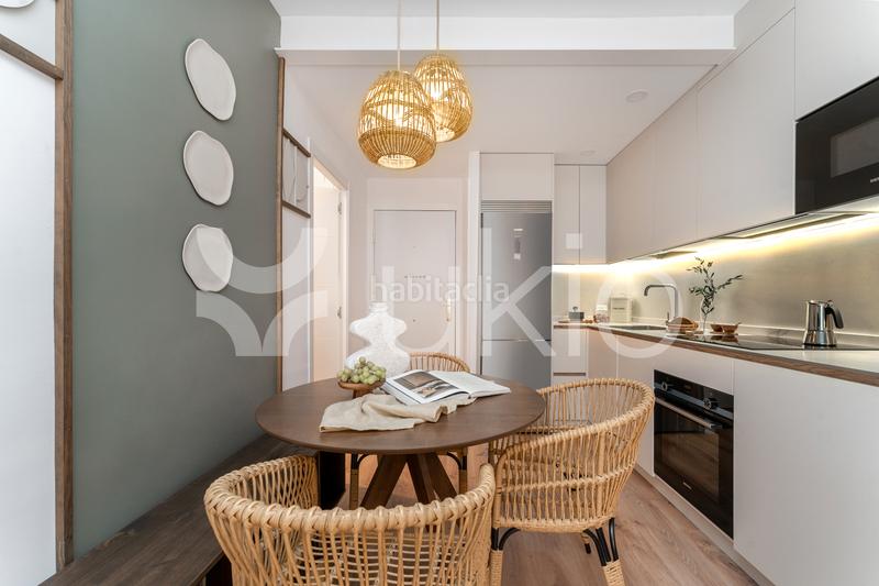 Foto f1c94371-612a-4423-a868-e72110c8ed2f. Alquiler apartamento  de 1 habitacion con piscina en Lista en Madrid