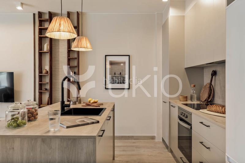 Foto 5b7d655e-2be3-49bc-85d2-2dee2cafbc78. Alquiler apartamento  de 2 habitaciones con terraza en les Tres Torres en Barcelona