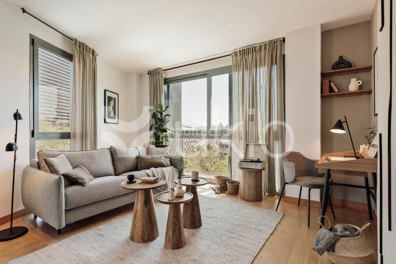 Foto b67e5490-50d8-4b8d-b267-bd0caca3ea47. Location appartement avec chauffage dans Provençals del Poblenou Barcelona