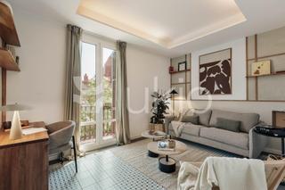 Miete Appartement  Carrer de numància. Apartamento de 2 habitaciones con balcon en les corts