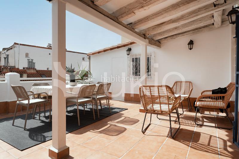 Foto bea4e233-04b8-4a29-86eb-5e99b52a5e7e. Alquiler apartamento  de 3 habitaciones con terraza en chueca-justicia en Madrid