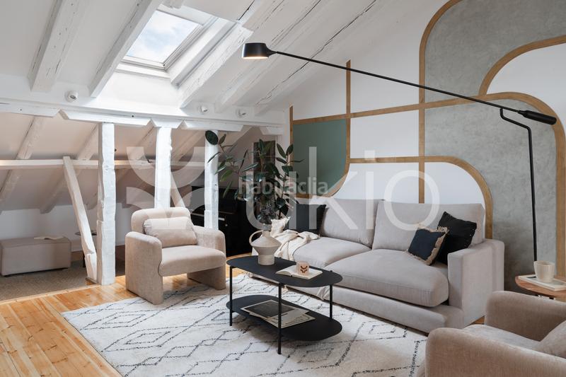 Foto 337f01c4-2a2b-4048-9d82-07c9abd1c034. Rent apartment with heating in Justicia-Chueca Madrid