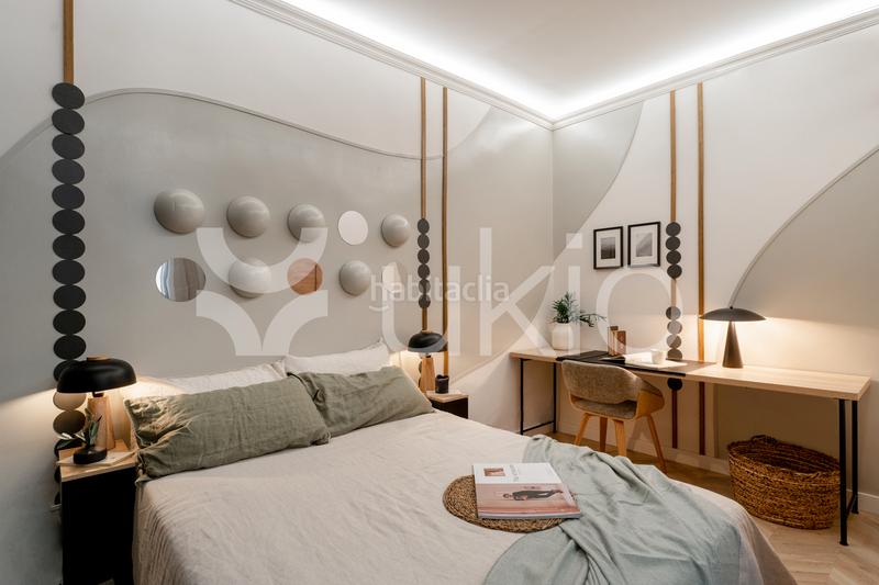 Foto a70e2293-45db-48f7-8dcc-32a493fe8870. Alquiler apartamento  de 4 habitaciones en arapiles en Madrid