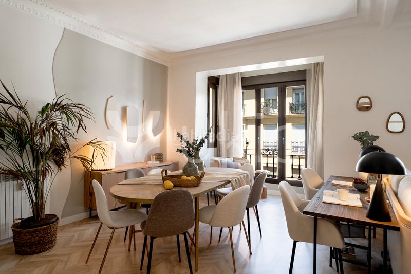 Foto e0f44496-eeb4-4043-9435-93b3dd90934d. Alquiler apartamento  de 4 habitaciones en arapiles en Madrid