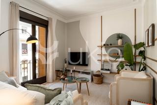 Miete Appartement  Calle de blasco de garay. Apartamento de 4 habitaciones en arapiles