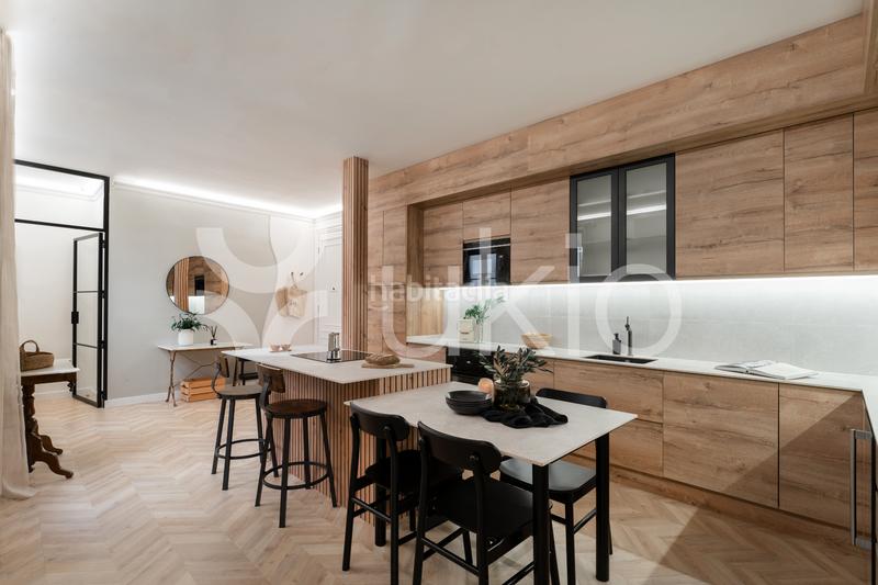 Foto c1789348-33de-44bc-84ce-c35376275ce9. Rent apartment with heating in Gaztambide Madrid