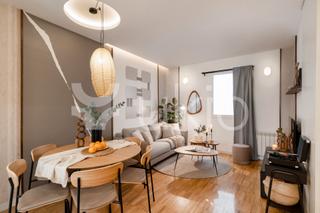 Location Appartement  Calle de bretón de los herreros. Apartamento de 2 habitaciones en nuevos ministerios-ríos rosas