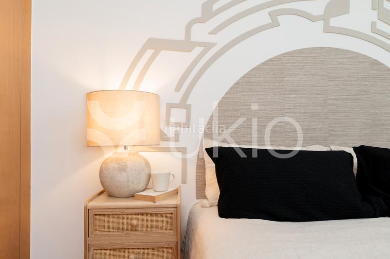 Foto 2c2aefa4-8611-49af-a163-ecd5f23f092b. Alquiler apartamento  de 1 habitación con piscina en almagro en Madrid