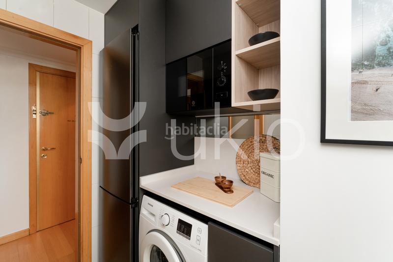 Foto 3c010c34-2ef3-459f-b489-a1891935879d. Alquiler apartamento  de 1 habitación con piscina en almagro en Madrid