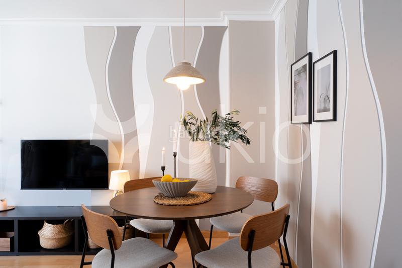 Foto 53f468a6-49ec-4470-8e82-e8220c5193e6. Alquiler apartamento  de 1 habitación con piscina en almagro en Madrid