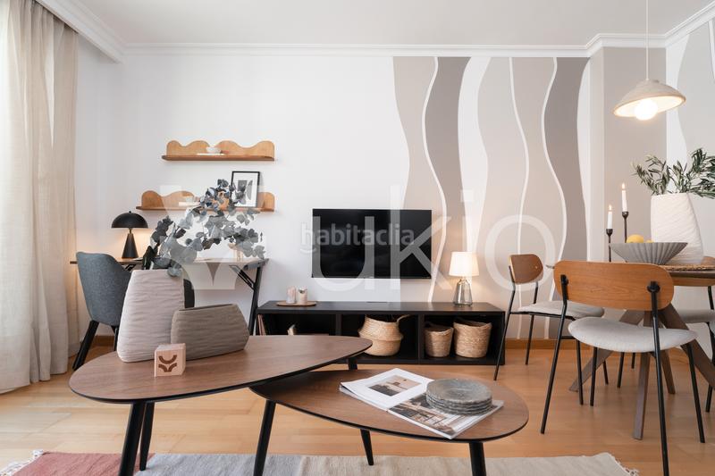 Foto 771173ef-d6a2-46e3-9b81-18037bcf8862. Alquiler apartamento  de 1 habitación con piscina en almagro en Madrid