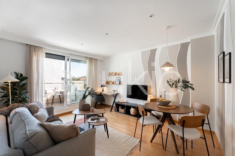 Foto acd9515e-57f3-47d8-b69c-2a201237067a. Alquiler apartamento  de 1 habitación con piscina en almagro en Madrid