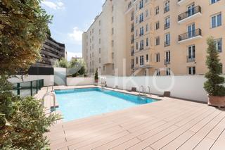Miete Appartement  Calle de josé abascal. Apartamento de 1 habitación con piscina en almagro