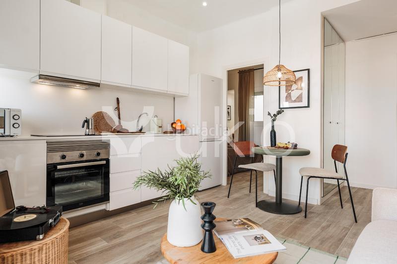 Foto 317abdbf-6723-4189-a453-249c85b94a8c. Alquiler apartamento  de 1 habitacion con terraza en Sants en Barcelona