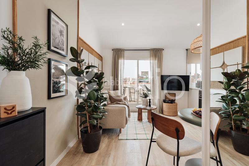 Foto f88b4c8c-62d2-4e0b-b2a2-efd43faec84d. Alquiler apartamento  de 1 habitacion con terraza en Sants en Barcelona
