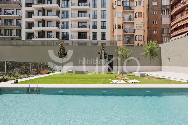 Foto c018f1df-3d7e-40cf-9aee-147b42bd1303. Lloguer apartament amb calefacció piscina a La Nova Esquerra de l´Eixample Barcelona