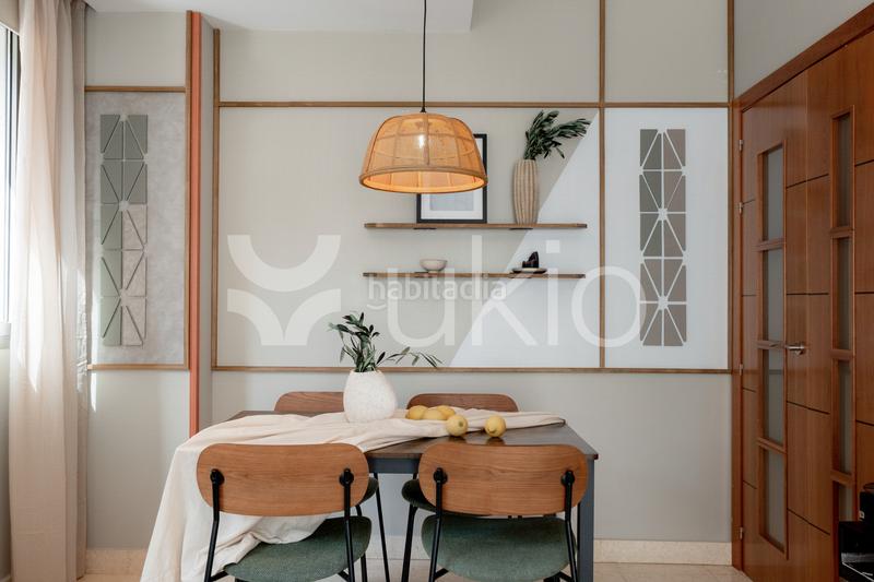 Foto 43c043fa-9081-4bf4-b60e-f9cd04f18eee. Alquiler apartamento  de 2 habitaciones con gimnasio y piscina en Trafalgar en Madrid