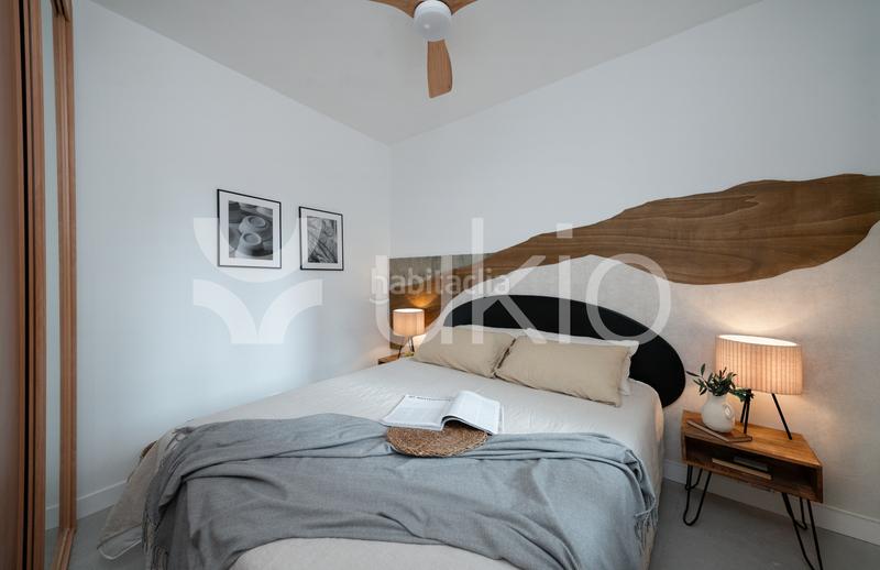 Foto 93b18fe3-b998-41c8-af59-40a3fc0824ee. Alquiler apartamento  de 3 habitaciones con balcon en cuzco-castillejos en Madrid