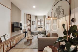 Lloguer Apartament  Via augusta. Apartamento de 2 habitaciones con oficina en sant gervasi - galv