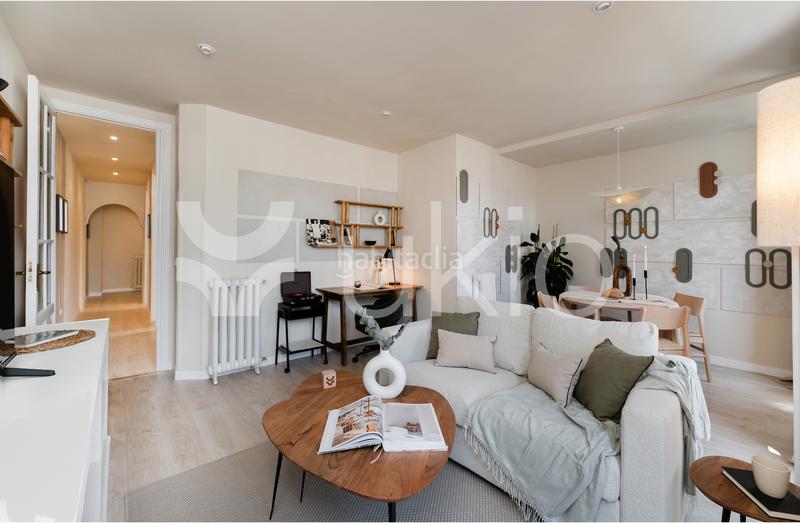 Foto 4d0c4b43-8b69-4de1-a7f4-7a81207635af. Location appartement avec chauffage dans Argüelles Madrid