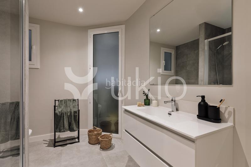 Foto 6f8264c8-ac79-4745-b0a7-d6ba321539b3. Alquiler apartamento  de 2 habitaciones con balcon en el putxet i el farró en Barcelona