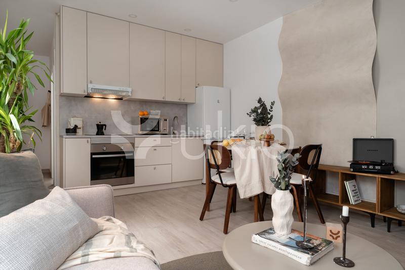 Foto 6ee0e478-d996-4c56-b353-a42c63bd27c6. Rent apartment with heating in Goya Madrid