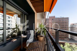 Location Appartement  Paseo de la castellana. Apartamento de 3 habitaciones con terraza en cuzco-castillejos