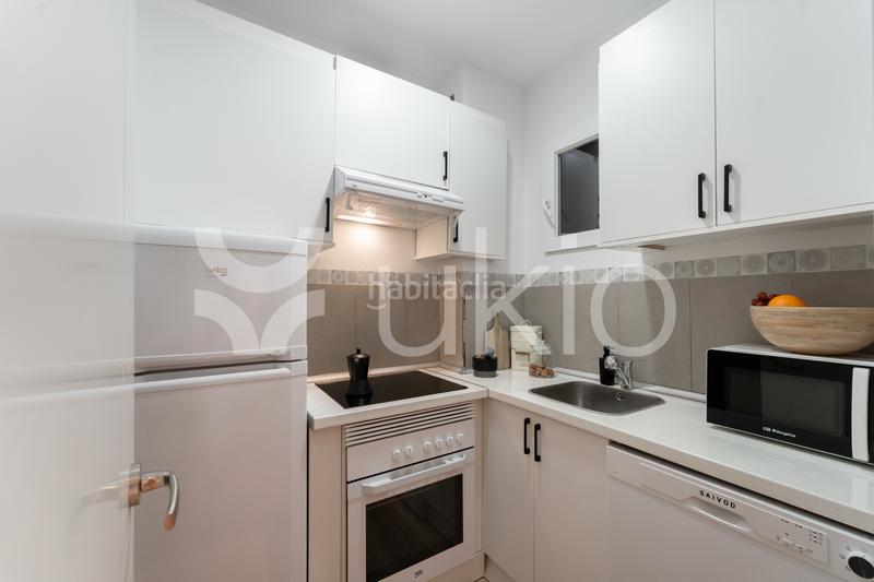 Foto 6d390157-13fd-4230-96ba-1c12a458ee8f. Alquiler apartamento  de 1 habitacion con balcon en Castilla en Madrid