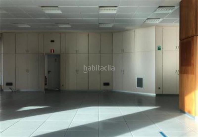 Foto d661a8a3-dd03-4a55-ac1b-896f991c7105. Local commercial dans Bueu