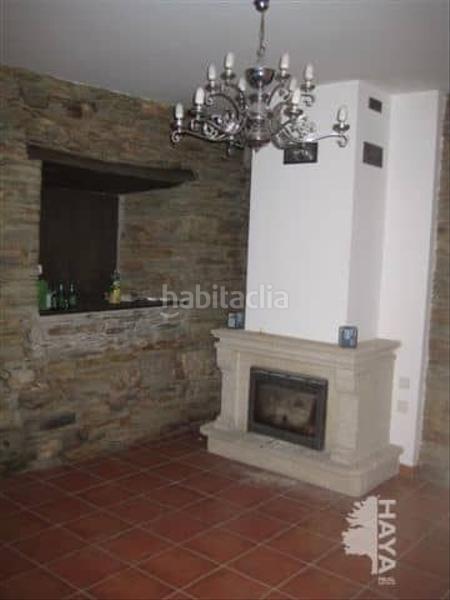 Foto 8c8ba55e-7aa6-44de-b6f2-b6b619285499. Casa a schiera in Área Rural Sur Ponferrada