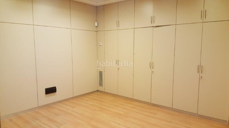 Foto 97c3ddb3-b1a1-41e3-808d-24e57c92f6bb. Local comercial a Grove (O)