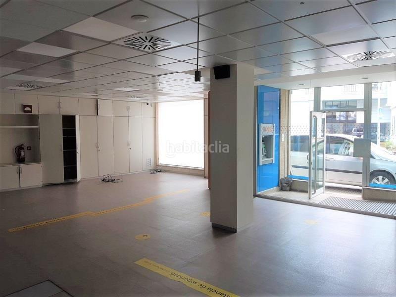 Foto 556f5ff1-42ec-40d2-8ac6-38e93d5edf05. Geschäftsraum in O Carril Vilagarcía de Arousa