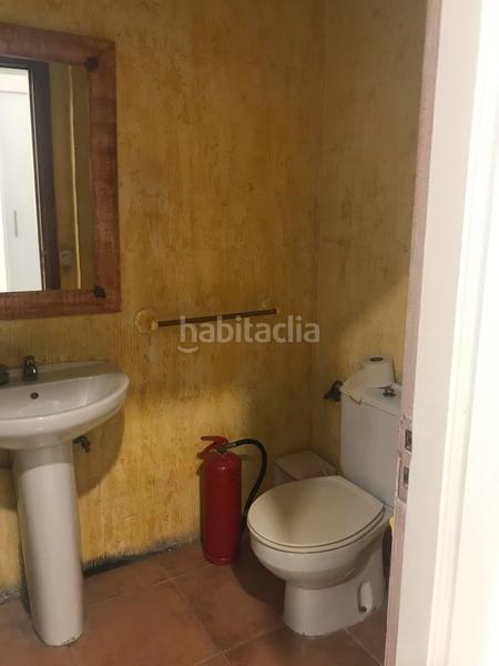 Foto 06ce107e-6b82-41cf-b6a5-84707ec4f8eb. Alquiler local comercial alquiler calle gerona local comercia.- en Vigo