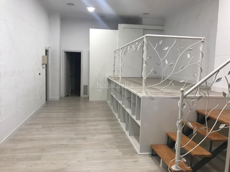 Foto 27705ccc-8c6a-44ec-b1d4-2eb303a59543. Lloguer local comercial a Plaza Independencia Vigo