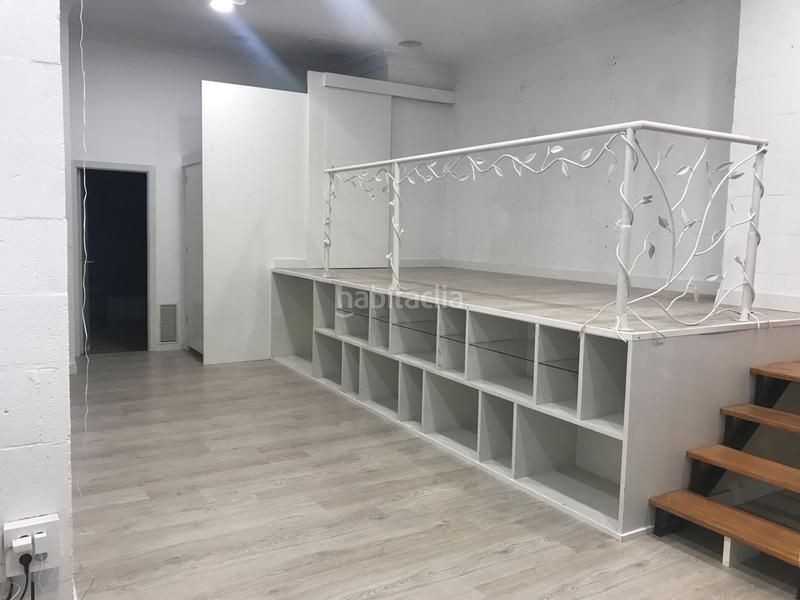 Foto 5710a204-ddbd-4a46-b8ef-9364891d85f6. Rent business premise in Plaza Independencia Vigo