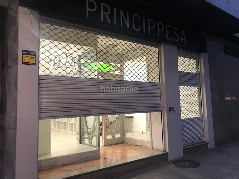 Foto f75890b5-7b1d-415c-92e2-6668f748aeb4. Rent business premise in Plaza Independencia Vigo