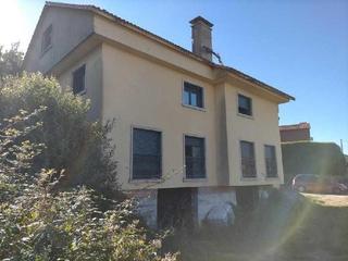 Xalet  Camiño das sapeiras. Venta camino tomada a belesar. baiona chalet sin terminar.
